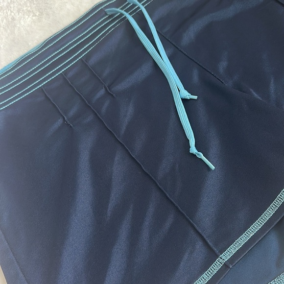 VTG Y2K Women’s Adidas Sportswear Athletic Basketball Gym Drawstring Shorts L - Picture 5 of 10